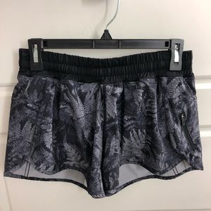 Lululemon Fern Print Shorts Size 8
